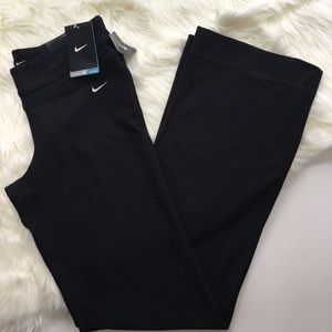 Women's Nike Dri-Fit Small Regular Fit Pants Long